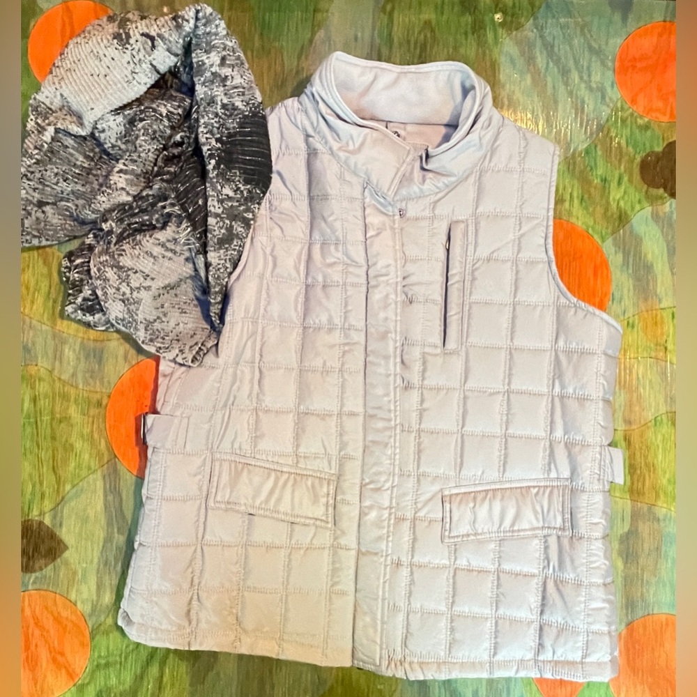 NORM THOMPSON Quilted Gilet Gray Silver Womens Medium Puffer Vest Scarf Included